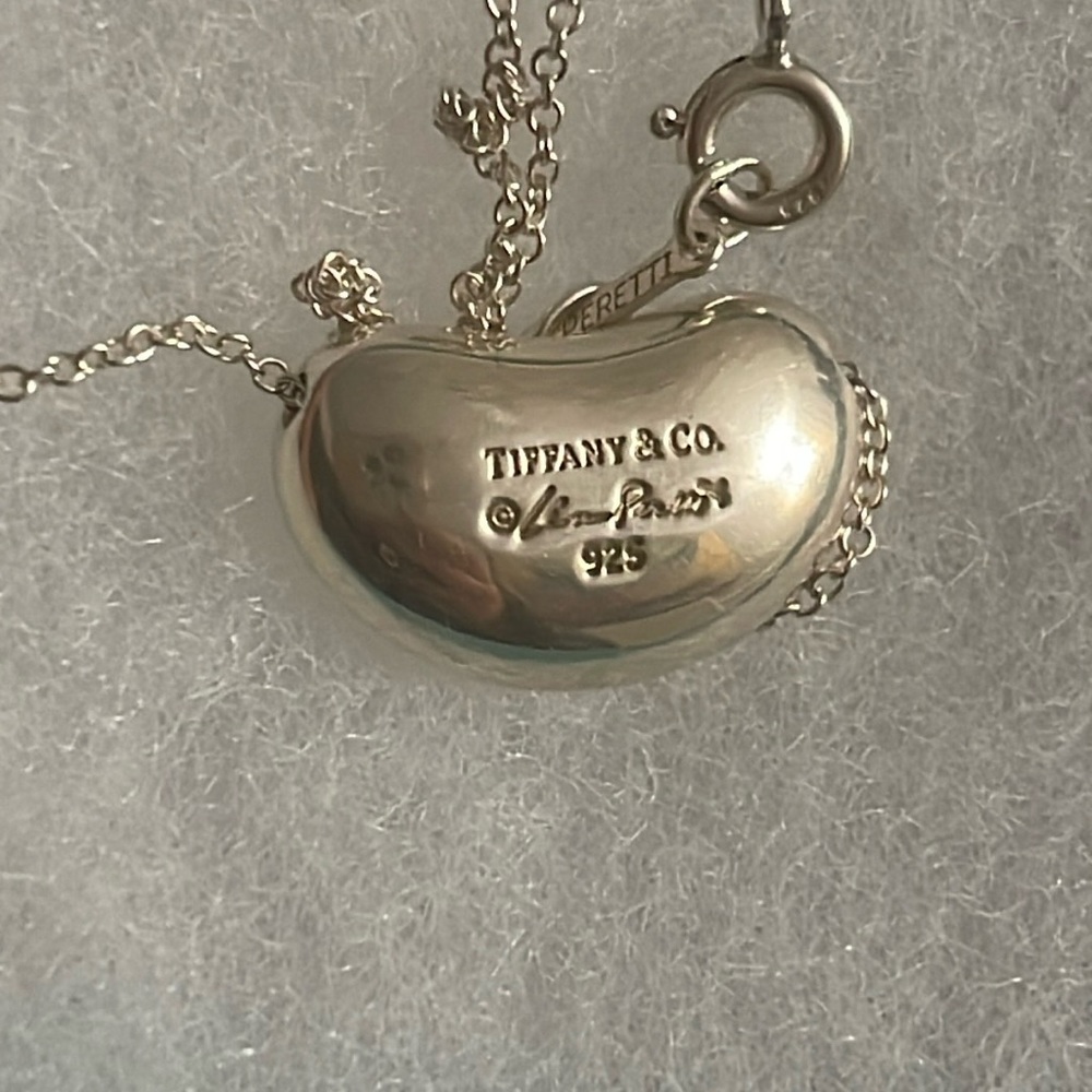Tiffany & Co Elsa Peretti's Bean Necklace 18 mm- Authentic - Picture 3 of 9
